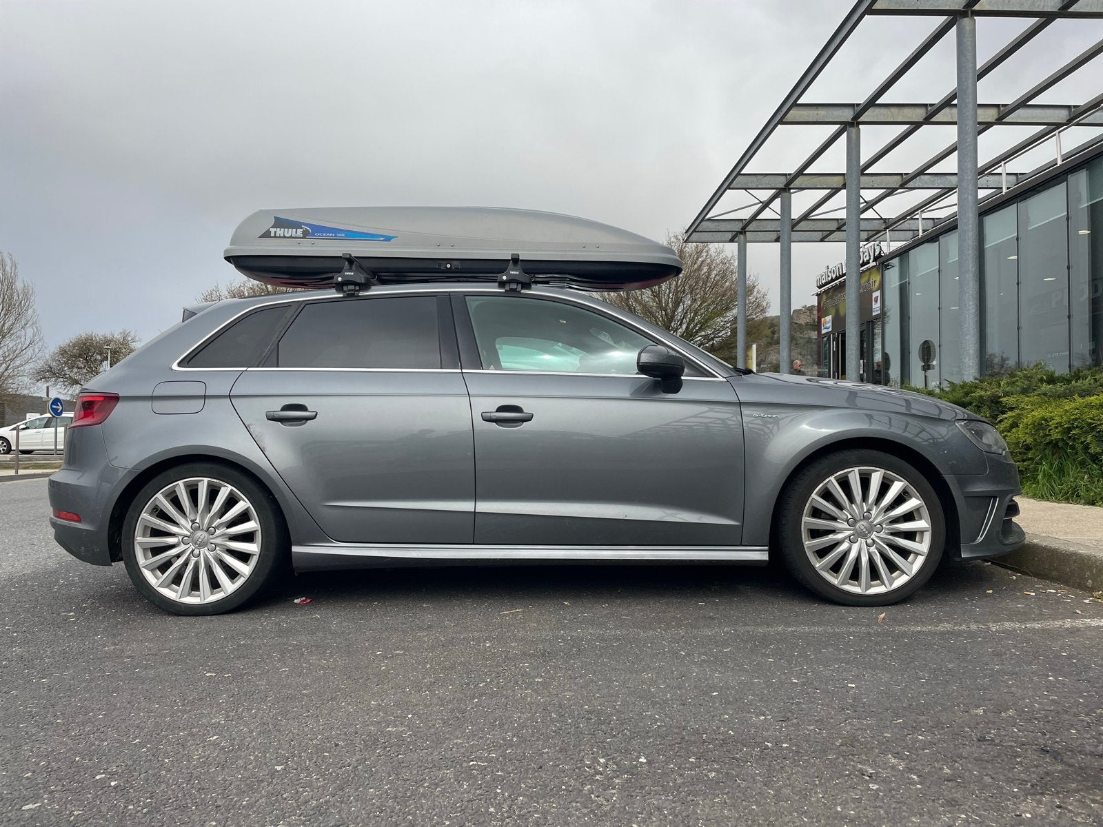 Thule Dakkoffer 310 liter te huur | lang | smal, Auto diversen, Dakkoffers, Ophalen, Gebruikt