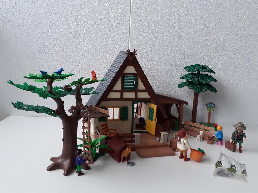 Playmobil boswachtershuis met boomhut en dieren, Ophalen of Verzenden, Zo goed als nieuw