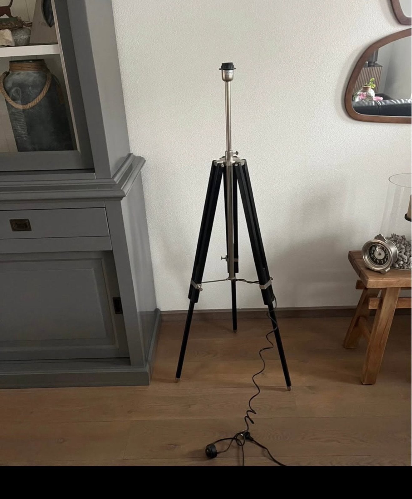 Stijlvolle vloerlamp op driepoot - Zwart/Metaal, Ophalen, E27 (groot), Zo goed als nieuw, 150 tot 200 cm