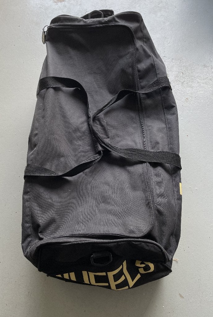 Grote XXL Reistas met twee wieltjes, Sieraden, Tassen en Uiterlijk, Tassen | Reistassen en Weekendtassen, Wieltjes, 30 cm of meer