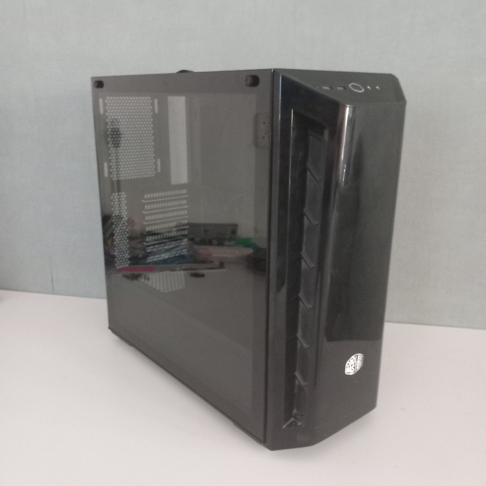 Cooler Master Masterbox MB520 Gaming PC Behuizing, Computers en Software, Computerbehuizingen, Ophalen, Gebruikt