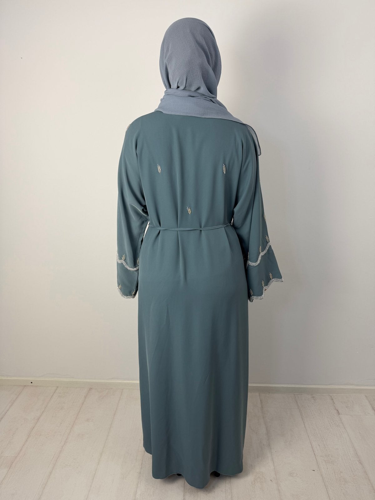 Elegante Abaya met Borduurwerk en Ceintuur, Blauw, Nieuw, Onder de knie, Ophalen