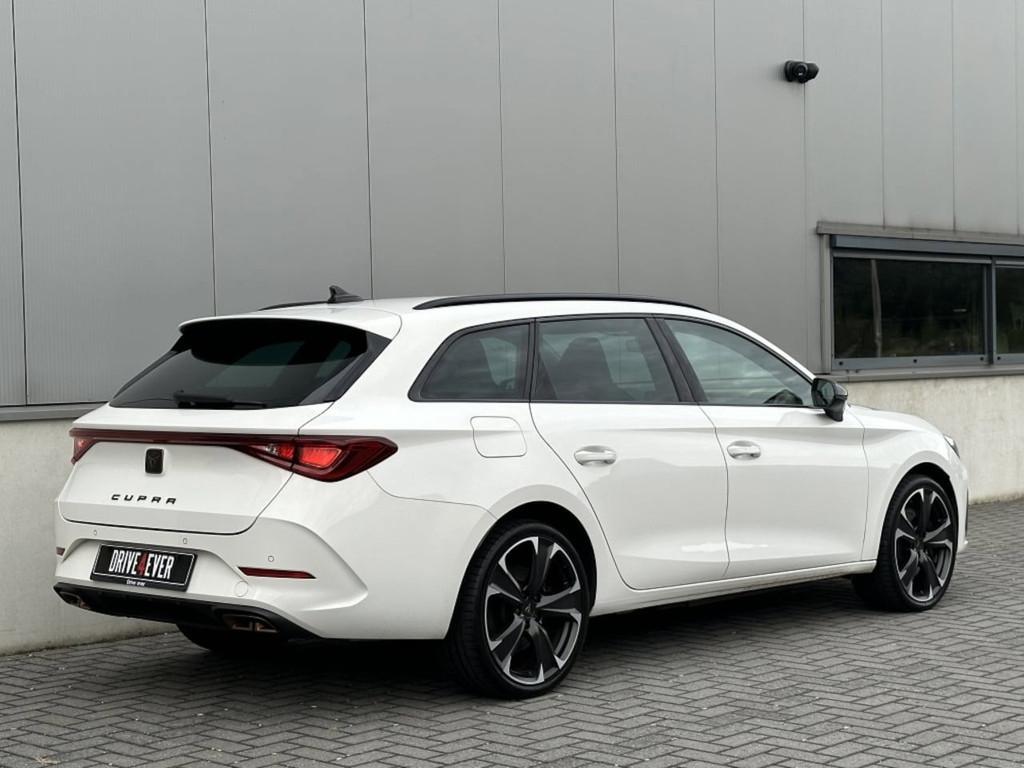 Cupra Leon 1.4 e-hybrid Sportstourer | 245 pk | Sportvelgen, Auto's, Cupra, Automaat, Gebruikt, Zwart, 4 cilinders