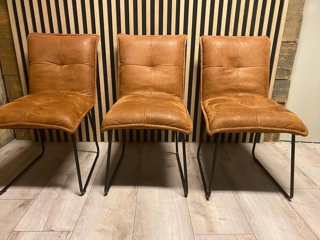 3 eetkamerstoelen - nu €15 per stuk - op is op, Gebruikt, Leer, Ophalen of Verzenden, Drie