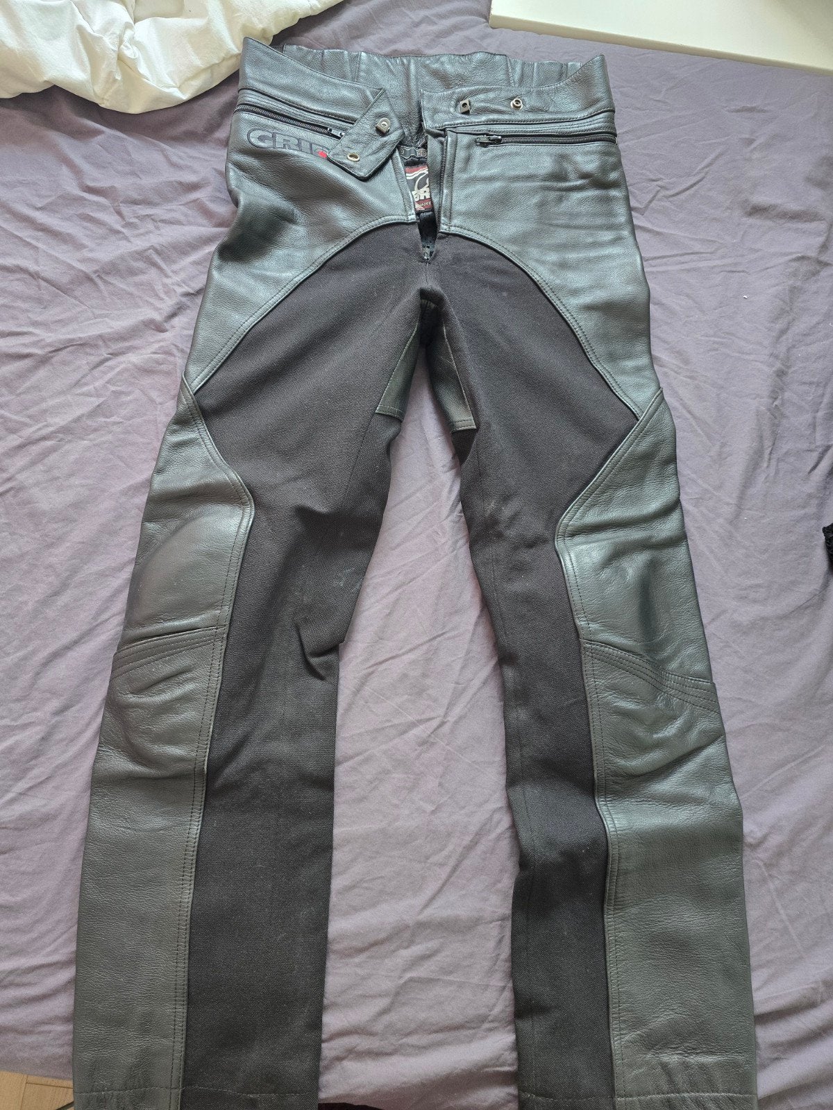 Grid Leren/stoffen Motorbroek - Maat 78, eu maat 38-40, Motoren, Kleding | Motorkleding, Broek | leer, Grid, Ophalen of Verzenden