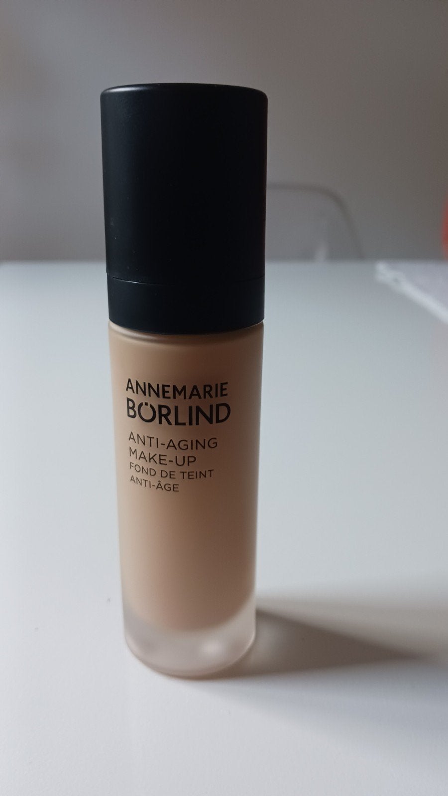 Annemarie Börlind Anti-Aging Make-up - Almond 29530, Gehele gezicht, Beige, Ophalen of Verzenden, Zo goed als nieuw