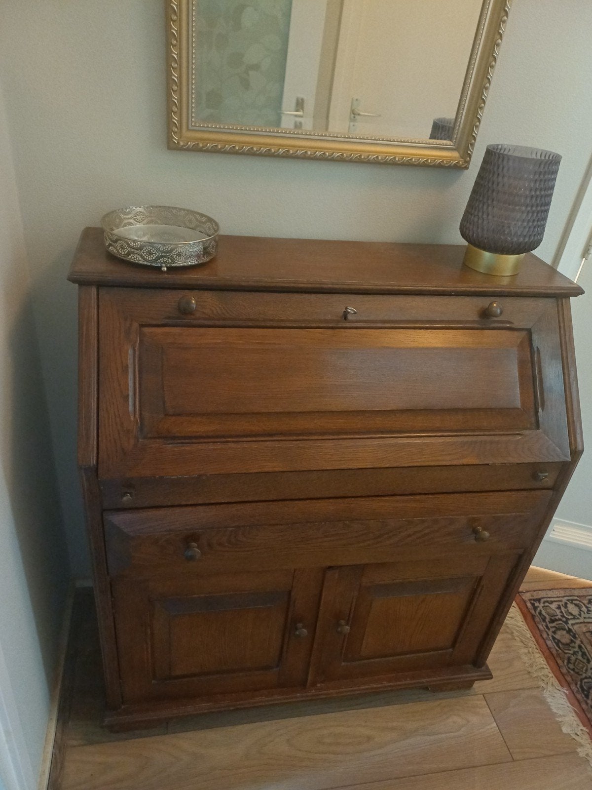 Mooie secretaire    # Moet weg #, Ophalen