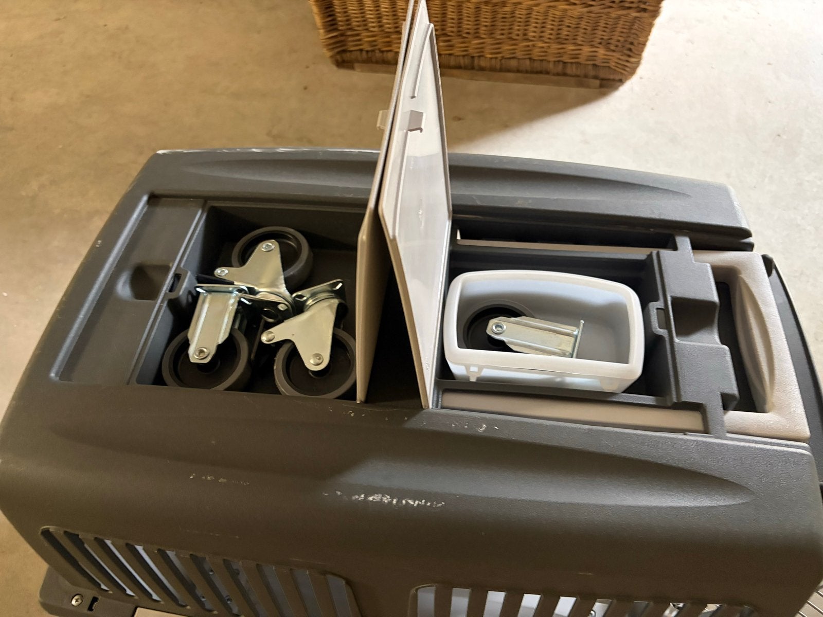 Gulliver IATA transportbox voor kleine honden ( teckel), Dieren en Toebehoren, Ophalen, Nieuw