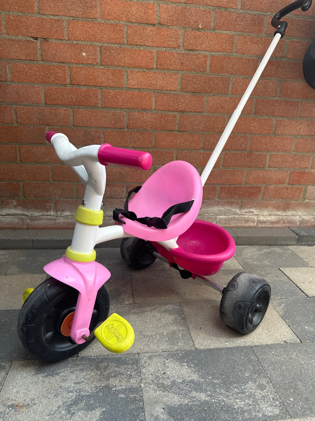 Roze Smoby driewieler met duwstang en veiligheidsgordel, Kinderen en Baby's, Speelgoed | Buiten | Voertuigen en Loopfietsen, Ophalen