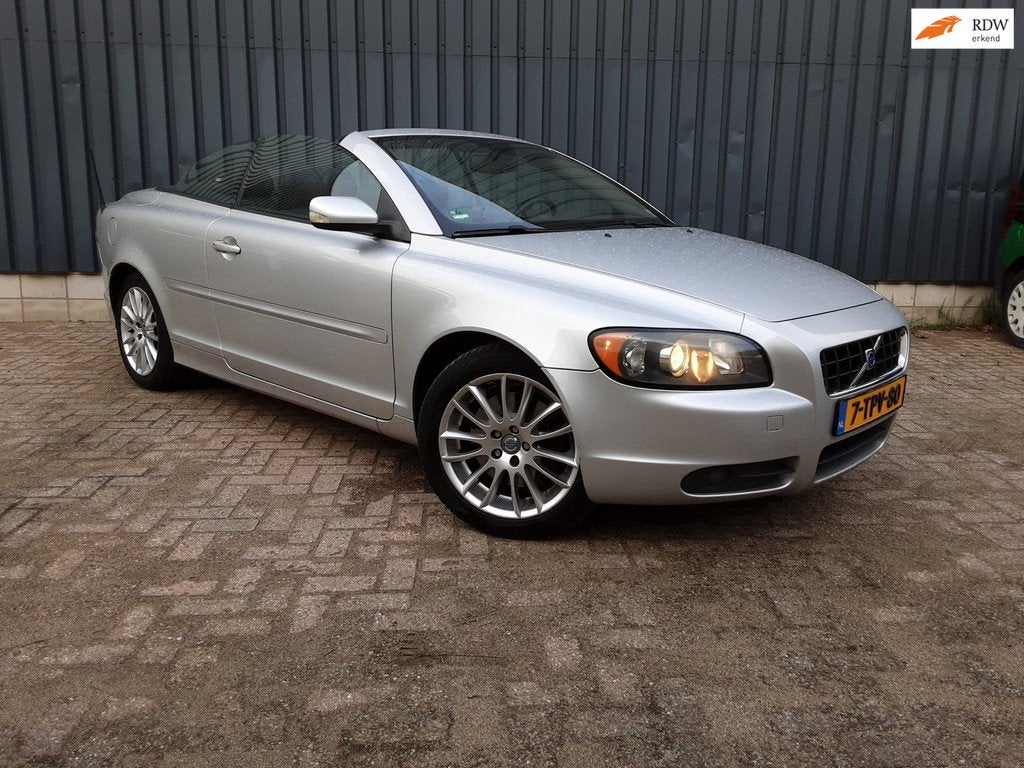 Volvo C70 Convertible 2.4i Summum, Auto's, Volvo, Voorwielaandrijving, Gebruikt, Cabriolet, 4 stoelen