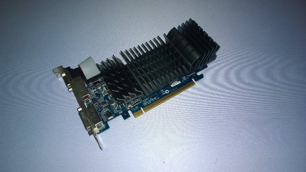 Retro Asus EN210 Silent 1GB DDR3, Getest (Low Profile), Ophalen, Asus