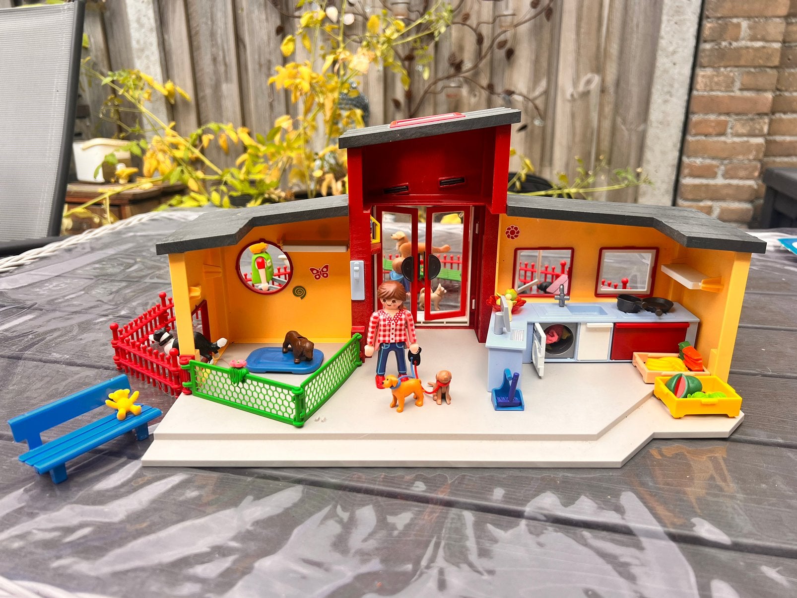 Dierenpension playmobil, Ophalen, Complete set, Zo goed als nieuw, City life
