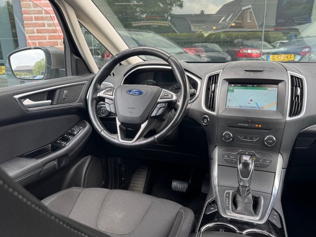 Ford S-Max 2.0 TDCi Aut 110kw | Titanium | Navi | Trekhaak, Auto's, Ford, Stoelverwarming, Gebruikt, Euro 6, 4 cilinders