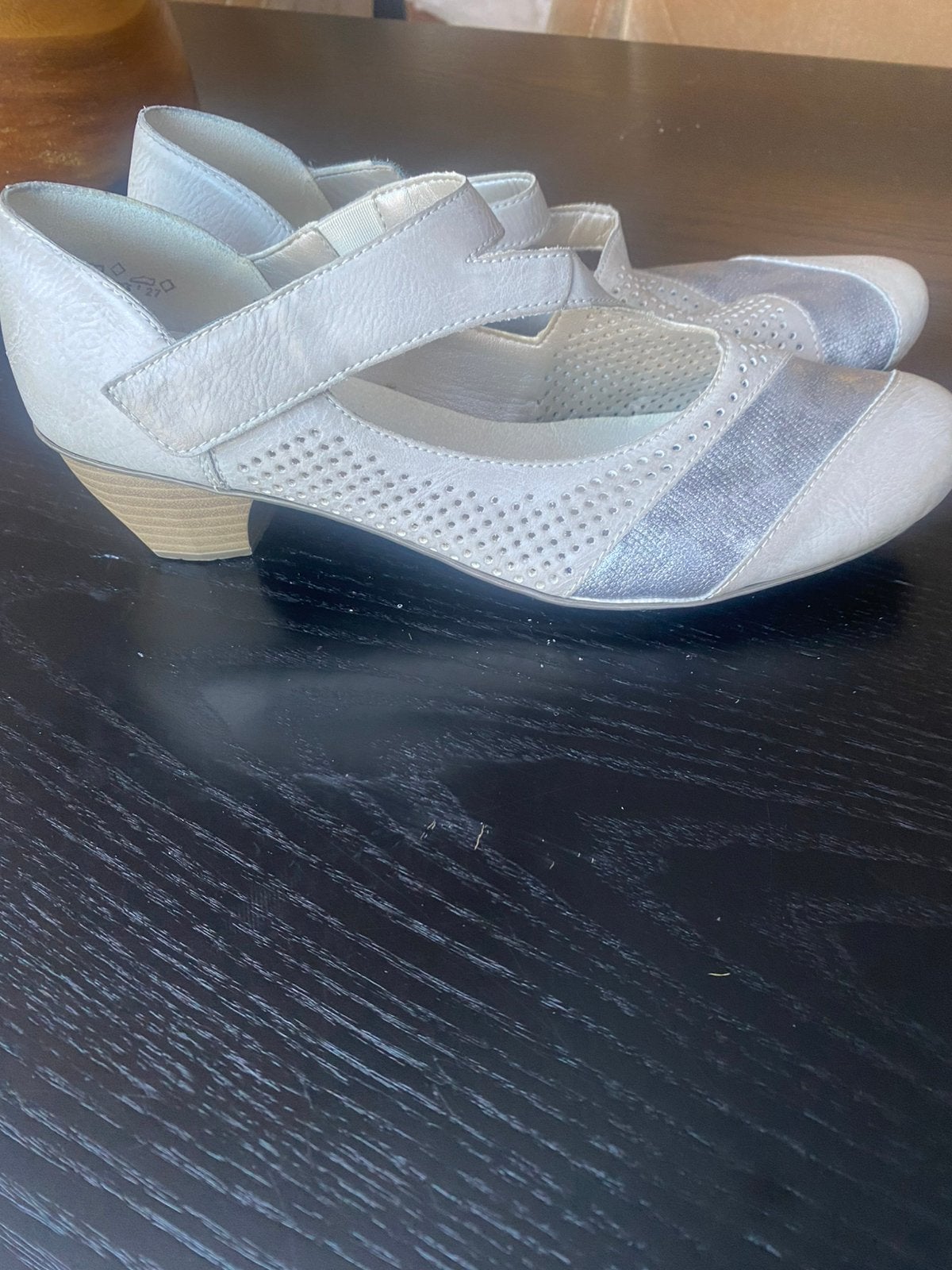 Nieuwe dames schoenen van Rieker maat 40, Ophalen of Verzenden, Zo goed als nieuw, Sneakers of Gympen