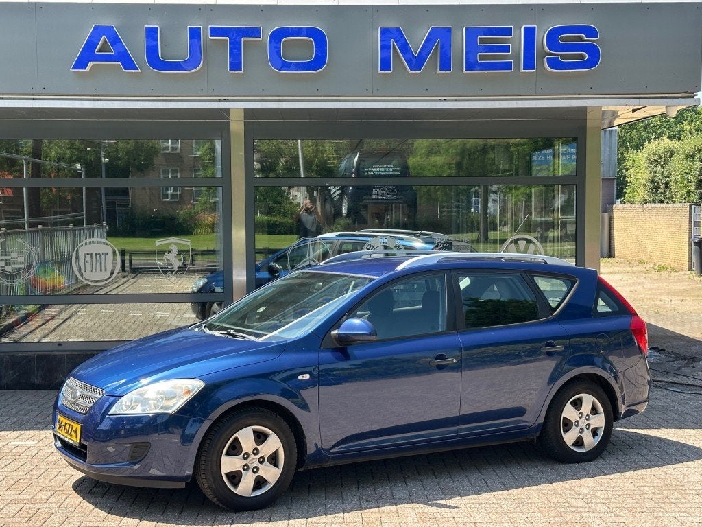 Kia CEED 1.4 X-Tra Airco Telefoon Trekhaak, Auto's, Voorwielaandrijving, Gebruikt, 4 cilinders, 1396 cc