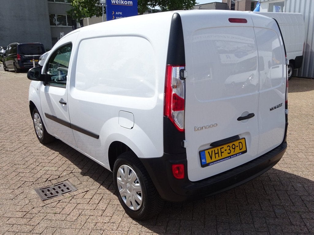 Renault Kangoo 1.5 Blue dCi 80 Comfort AIRCO CRUISE NAVIGATI, Auto's, Bestelauto's, Voorwielaandrijving, Stof, Gebruikt, 4 cilinders