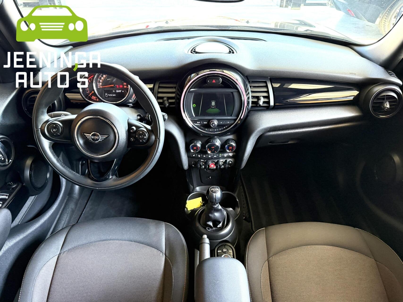 Mini 5-Deurs 1.5 One Pepper |PDC|Clima|Stoelverwarming, Auto's, Dealer onderhouden, Stof, Gebruikt, Euro 6
