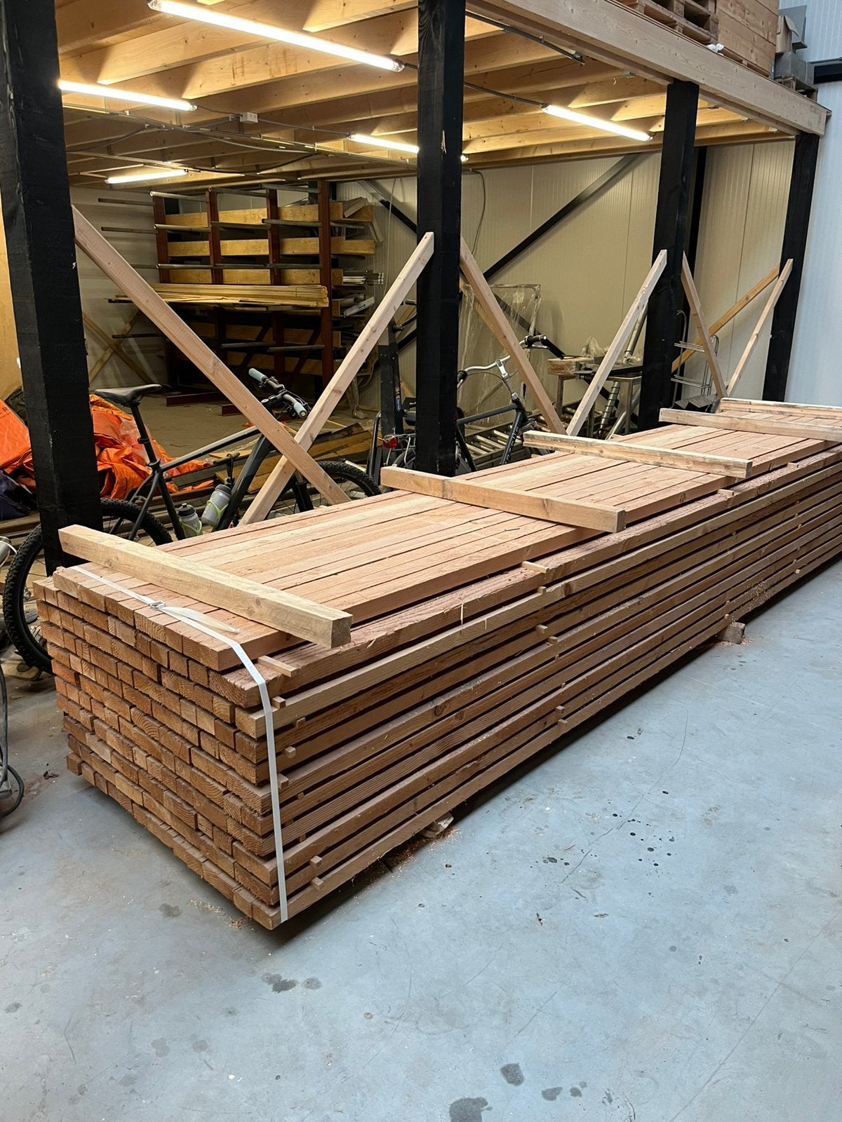 Douglas 2/3 (50x70x5000) Moet weg!!, Ophalen, Zo goed als nieuw, Balk, Overige houtsoorten