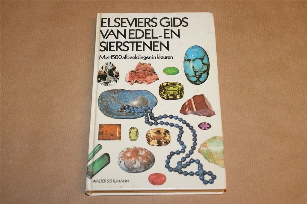 Elseviers Gids van Edel- en Sierstenen, 1500 Kleurenplaten, Ophalen of Verzenden, Gelezen, Overige onderwerpen