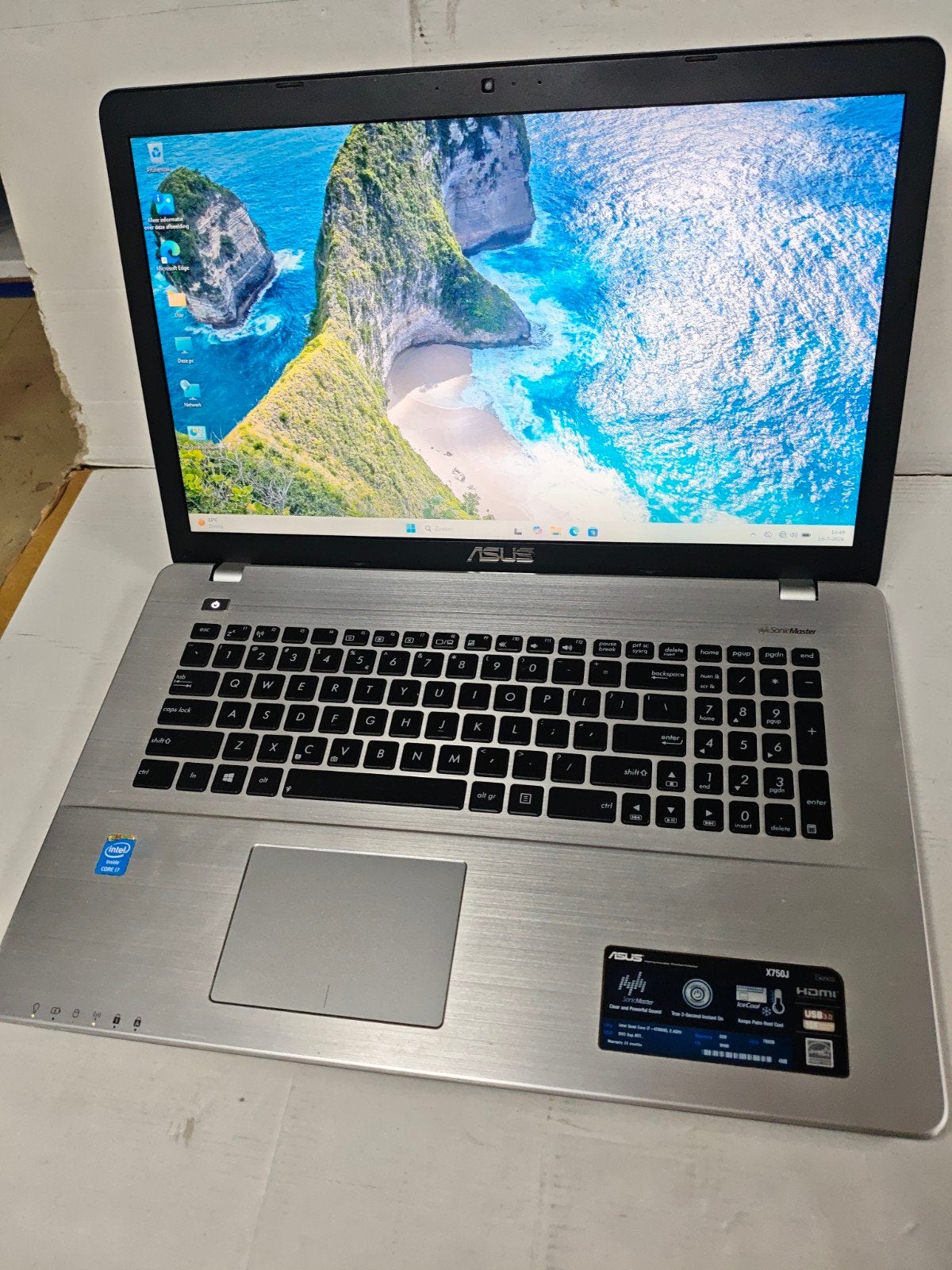 ASUS 17.3 i7-4700Q 6GB 240GB SSD DVD Windows 11, Ophalen, ASUS X750JA, 2 tot 3 Ghz, Qwerty
