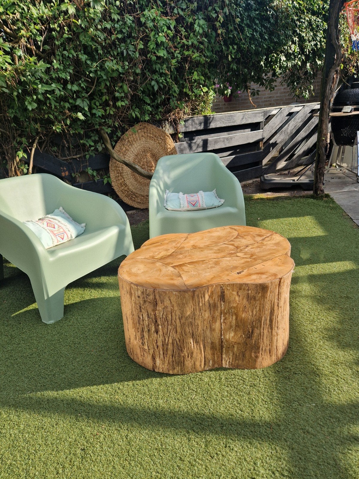 Zware houten salontafel, Ophalen