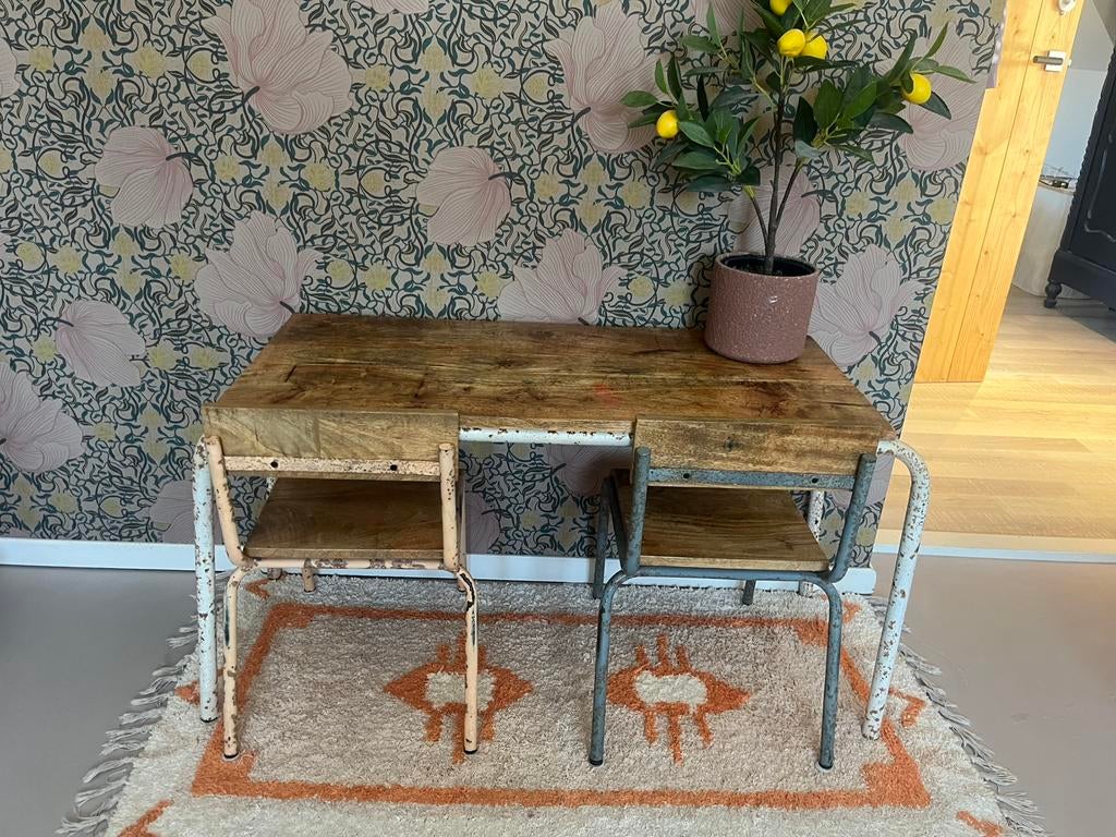 Bureau van Kids depot, Ophalen, Gebruikt, 25 tot 50 cm, Rechthoekig