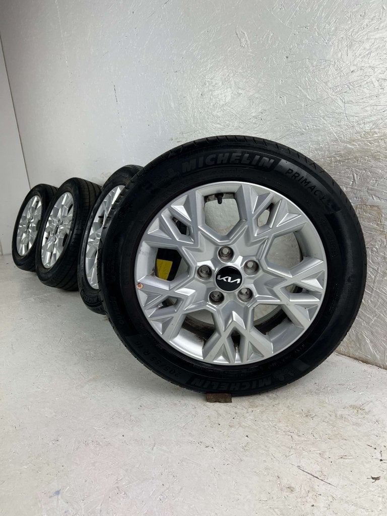 Originele Kia Ceed Niro Sportage velgen 16" 5x114.3 zomerset, Auto-onderdelen, Banden en Velgen, Niet ingevuld, Gebruikt, 16 inch