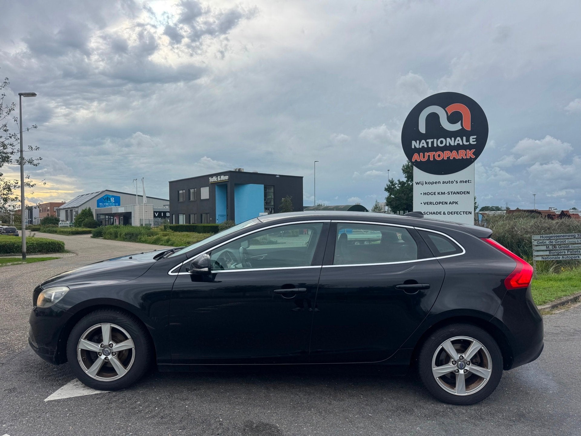 Volvo V40 | 2013 | 1.6 D2 Momentum | Export en Handel, Voorwielaandrijving, Euro 5, Gebruikt, 4 cilinders