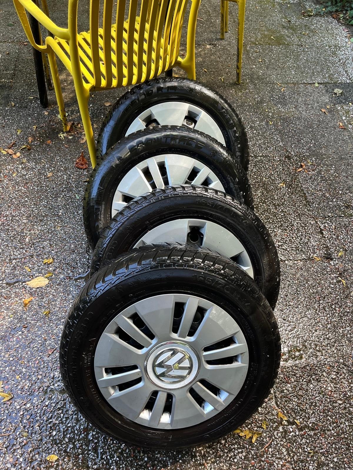 Winterbanden Volkswagen Up 165/70R14 Continental/Vredestein, Ophalen of Verzenden