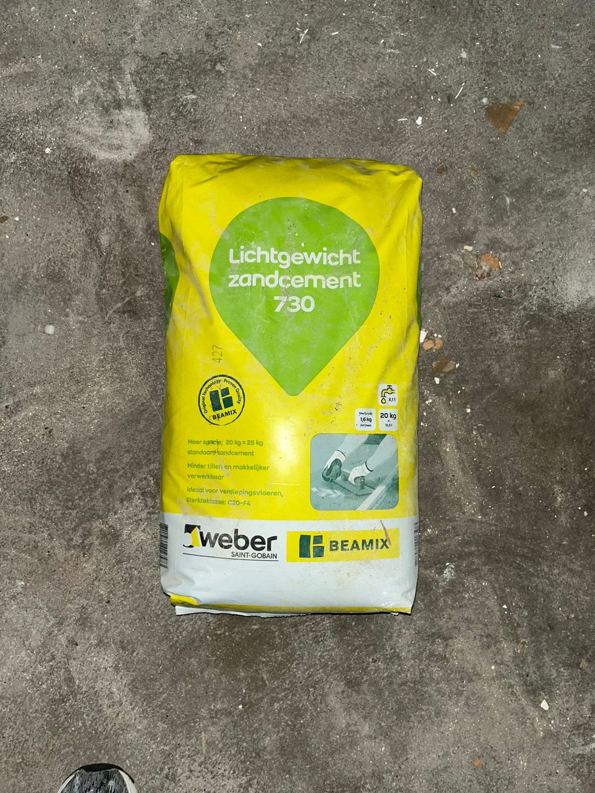 Bouwmaterialen (oa.: Zandcement/tegellijm/stuc/koppelingen), Ophalen, Nieuw