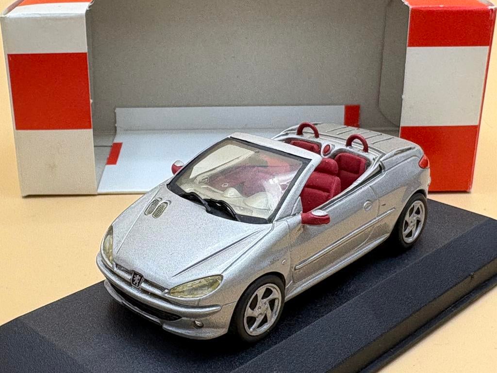 Peugeot 206 CC Concept 1:43 Starter, Hobby en Vrije tijd, Modelauto's | 1:43, Ophalen of Verzenden, Zo goed als nieuw, Auto, Overige merken