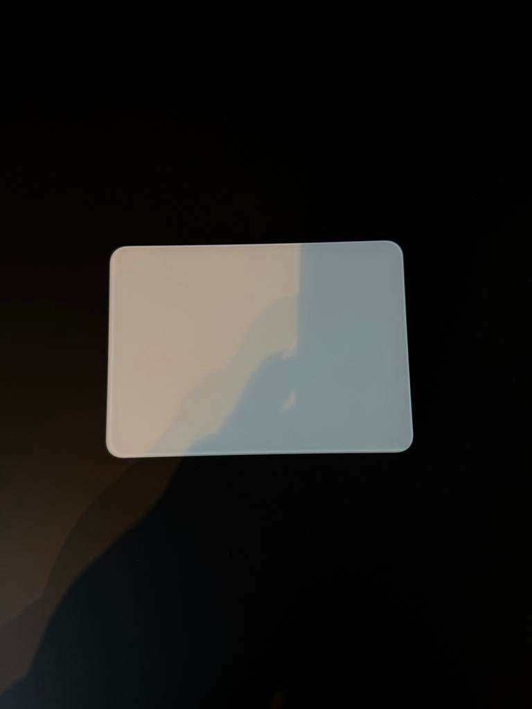 Apple Magic Trackpad (2024), Computers en Software, Muizen, Ophalen of Verzenden, Zo goed als nieuw, Draadloos, Trackpad