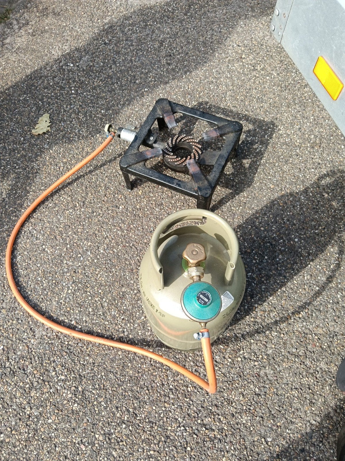 Gasbrander met gasfles en slang, Ophalen