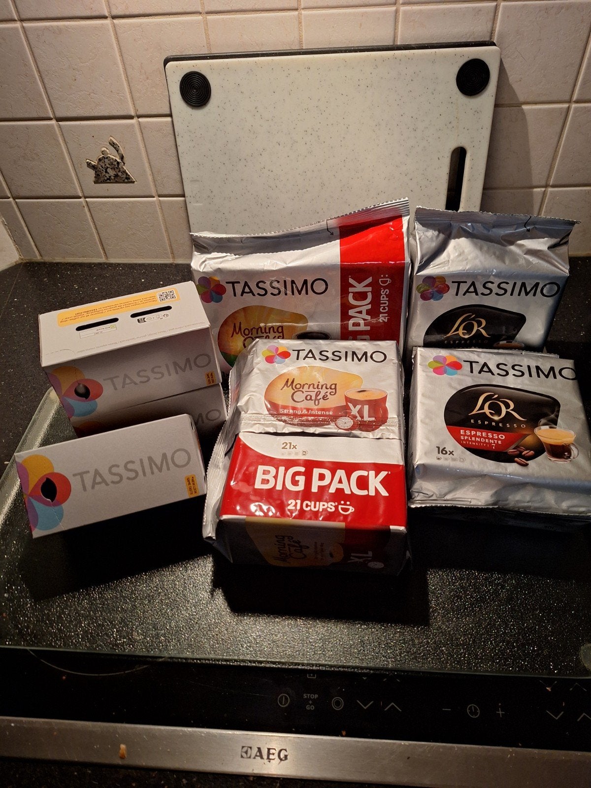 Tassimo cups, Witgoed en Apparatuur, Koffiezetapparaten, Ophalen of Verzenden, Koffiemachine
