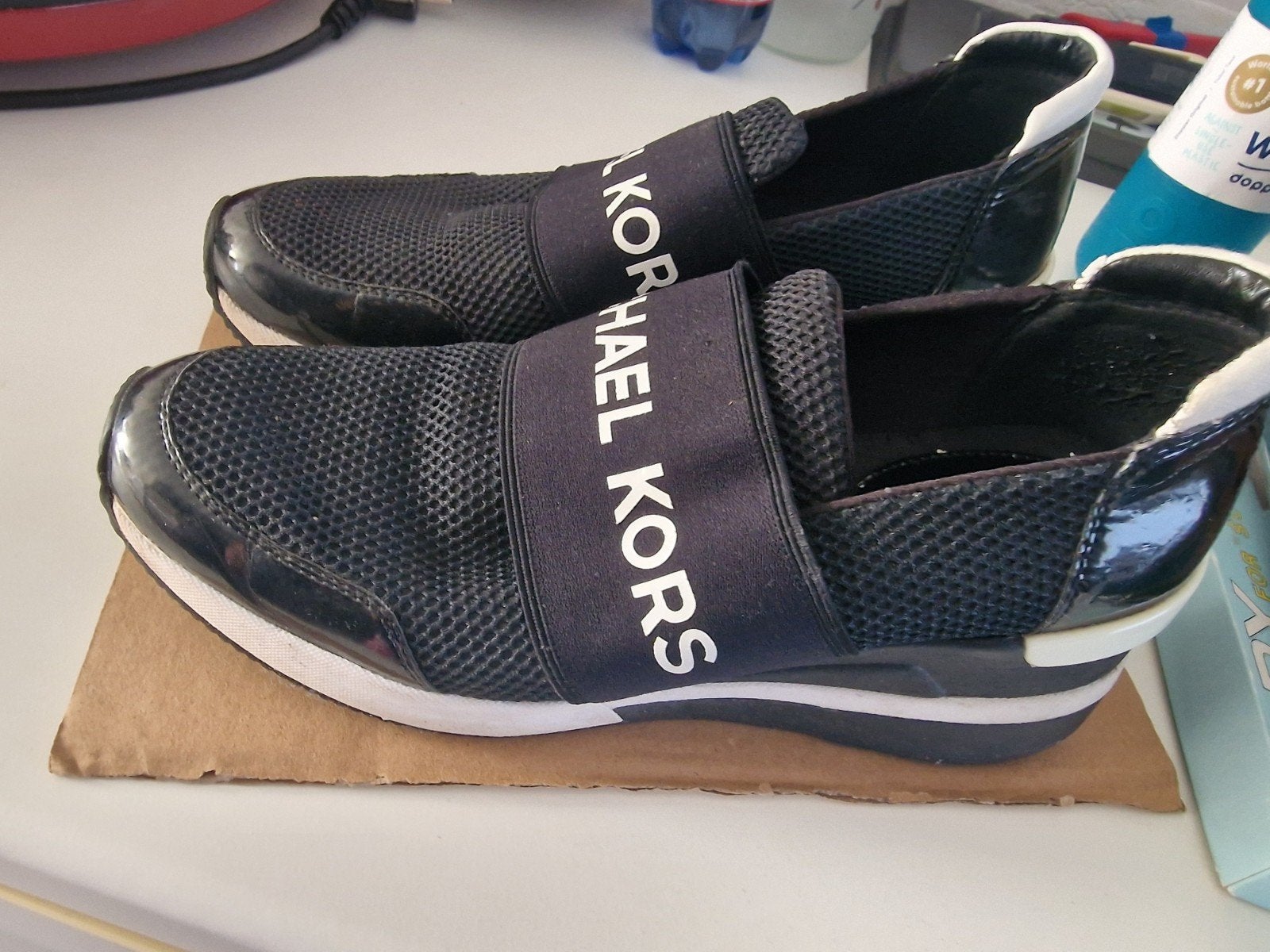 Michael Kors sneakers - Zwart - Maat 38, Kleding | Dames, Schoenen, Michael Kors, Zwart, Ophalen of Verzenden, Sneakers of Gympen