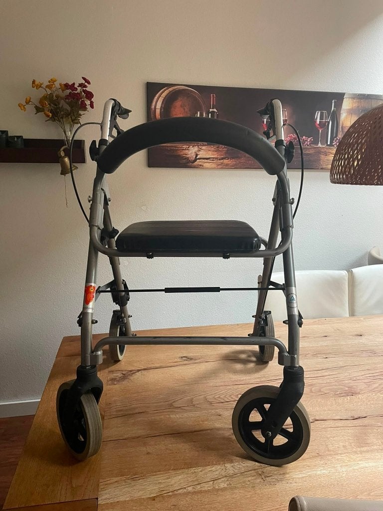 rollator, Diversen, Ophalen, Opvouwbaar, Gebruikt