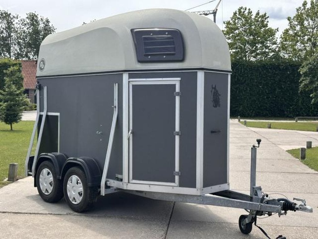 Blomert 1,5 paardentrailer TOPPER, Gebruikt, Hout, 1½-paards trailer