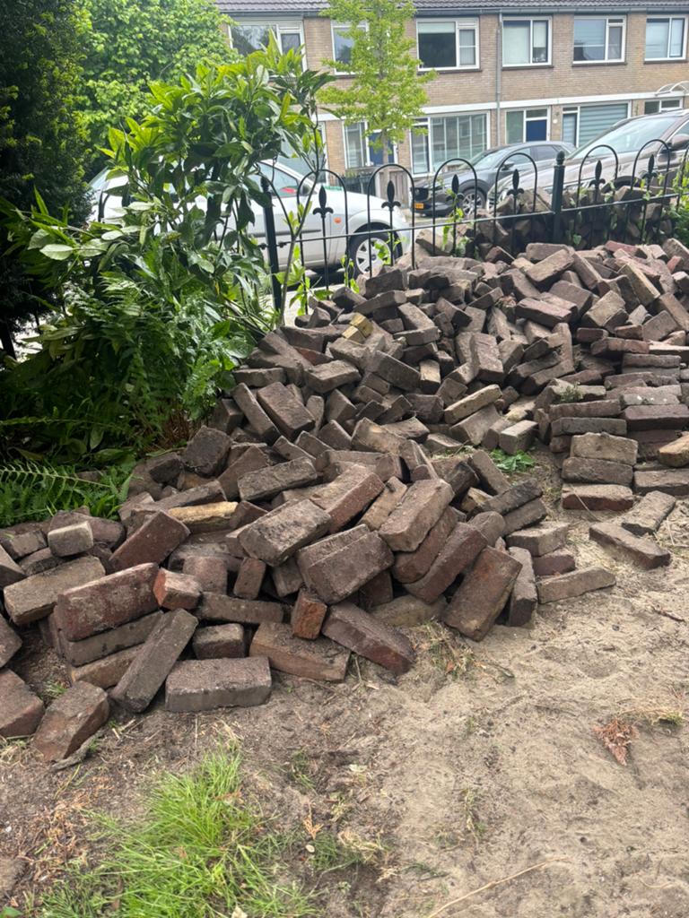 Gratis af te halen bakstenen, Doe-het-zelf en Verbouw, Metselstenen, Ophalen, Bakstenen