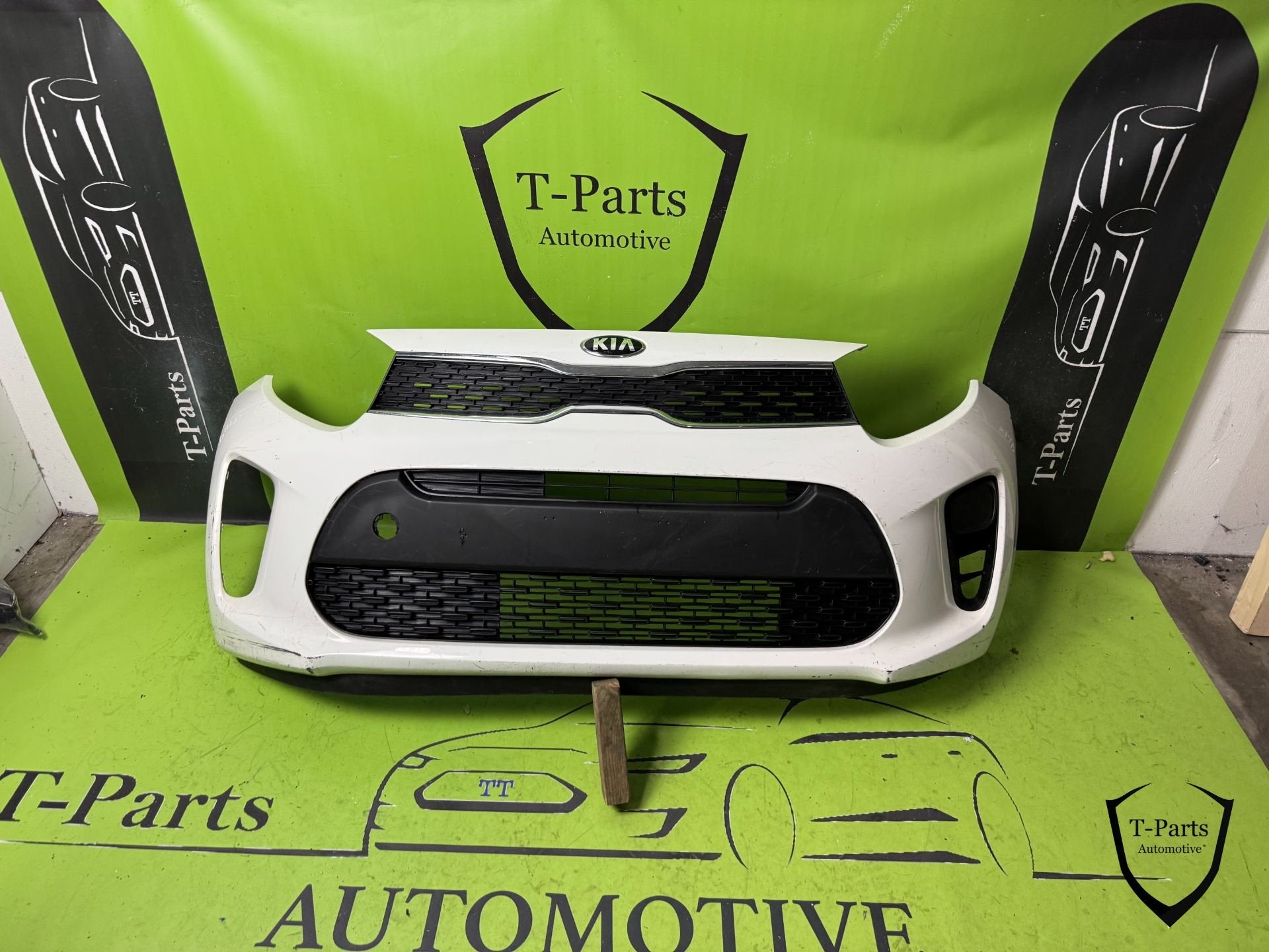 kia picanto voorbumper bumper rooster, Heolleung-ro 12
06797  Seoul, Ophalen of Verzenden, Bumper, Info@kia.com