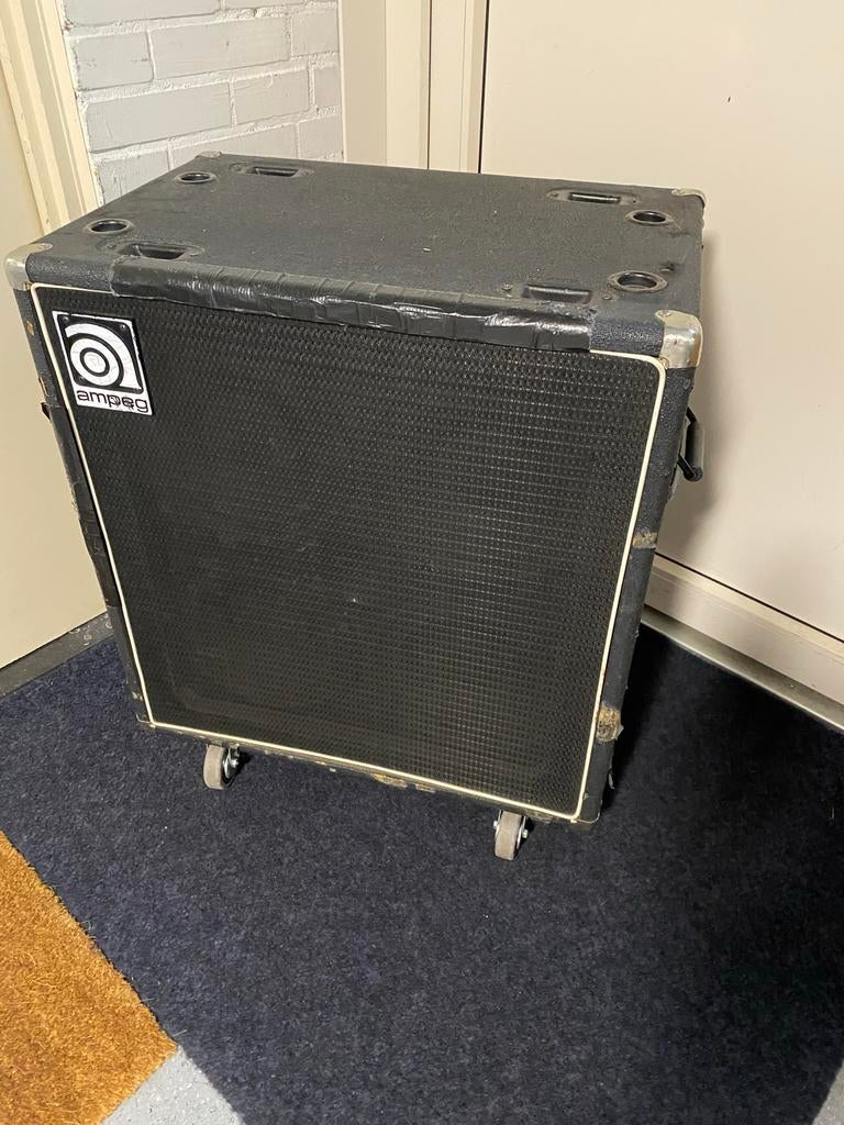 Prijs verlaagd! Ampeg SVT-410HE Speakerkast - 250 Watt, Muziek en Instrumenten, Versterkers | Bas en Gitaar, Ophalen, Gebruikt