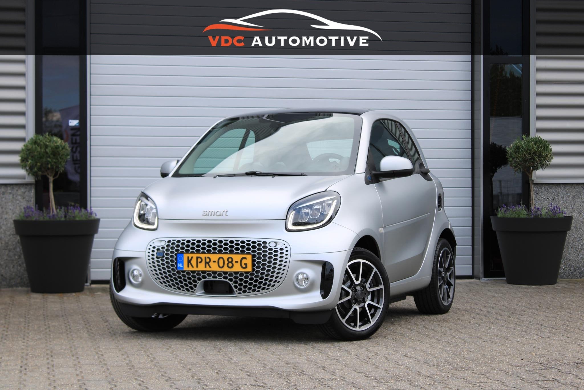 Smart Fortwo EQ BRABUS Mattrunner Brabus Mattrunner | Camera, Automaat, Gebruikt, Leder, 2 stoelen