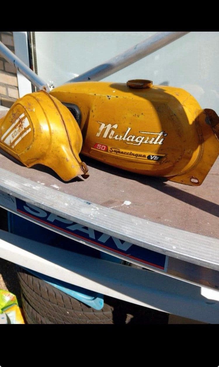 Malaguti V5 tank en kastje 50 Supercinque V5, Ophalen of Verzenden, Gebruikt, Frame, Overige merken