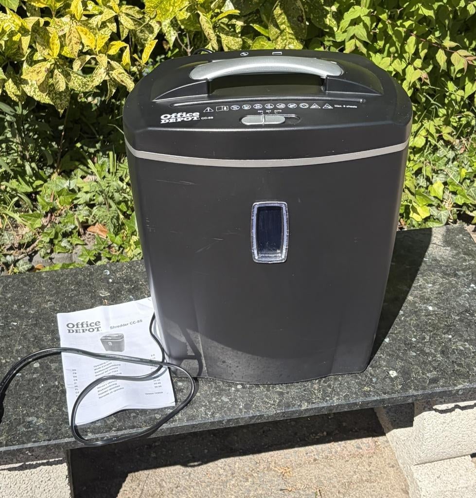 Papier vernietigen / shredder, Ophalen, Gebruikt