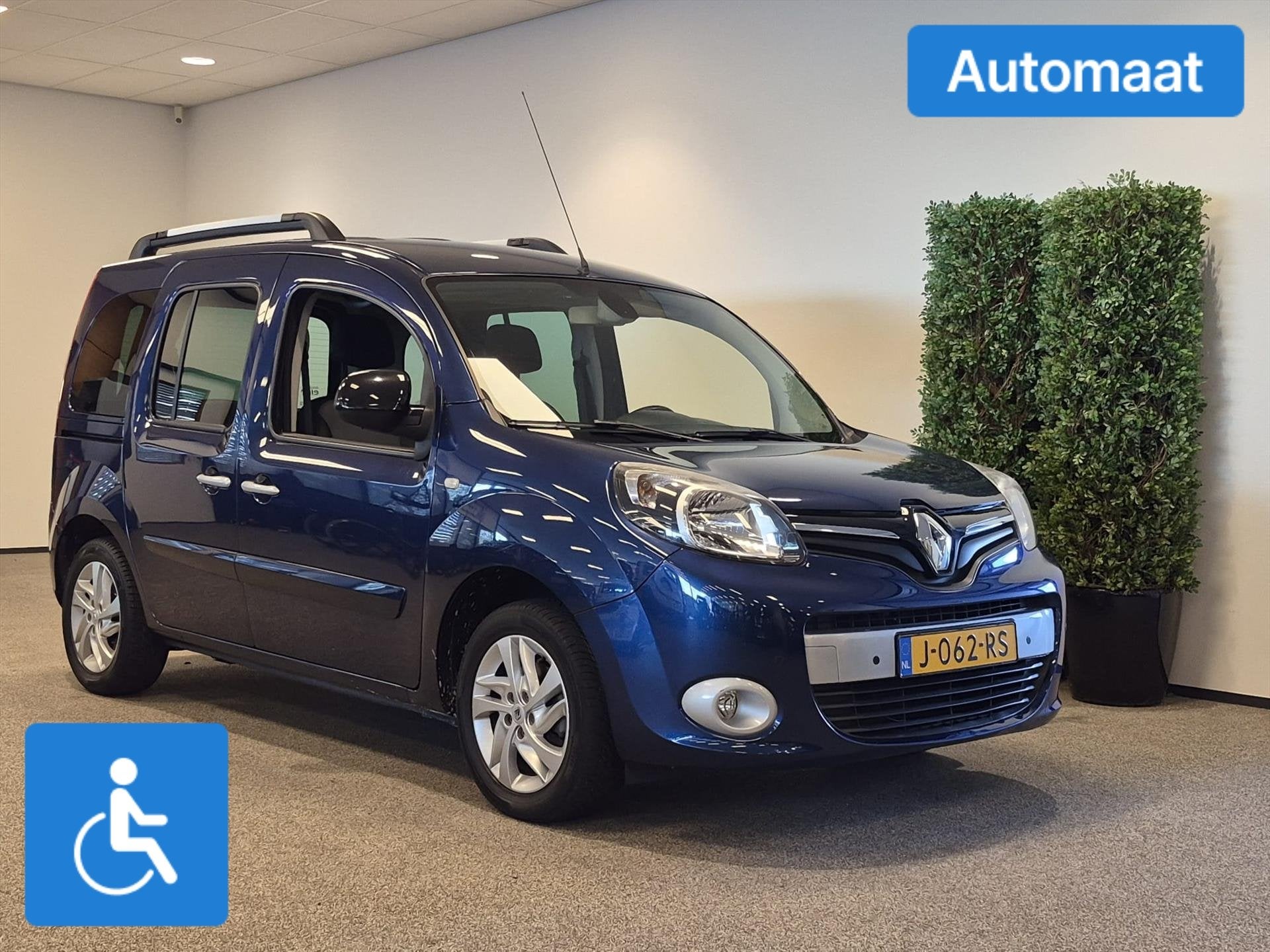 Renault Kangoo Rolstoelauto Automaat 3+1, Auto's, Automaat, 12 maanden, Stof, Gebruikt