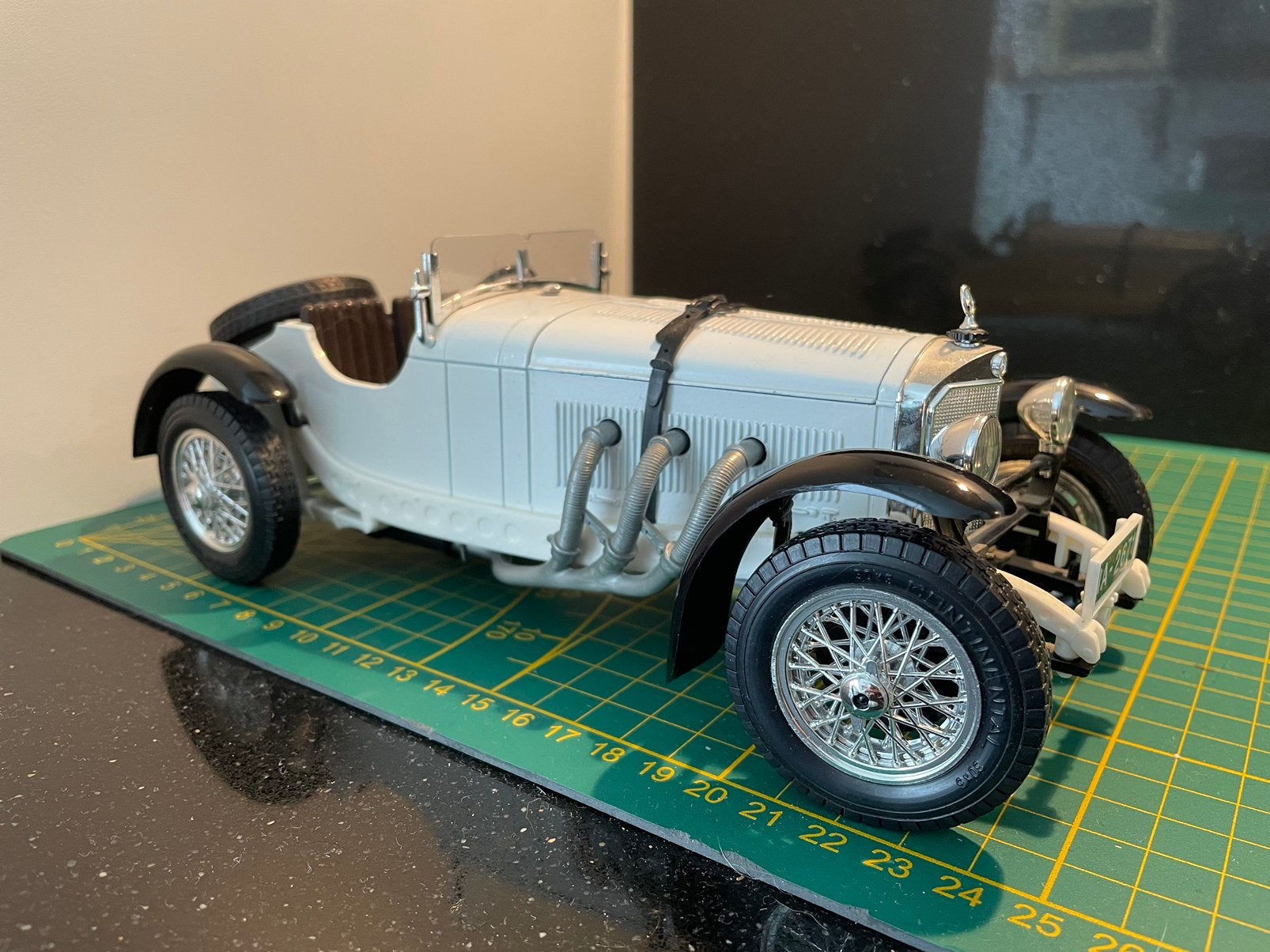 Mercedes-Benz SSK SSKL Bburago 1/18 wit/zwart, Ophalen of Verzenden, Zo goed als nieuw