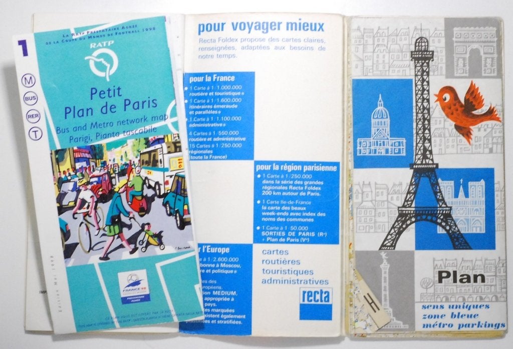 Petit Plan de Paris - Bus and Metro network map, RATP, Europa, Ophalen of Verzenden, Reisgids of -boek