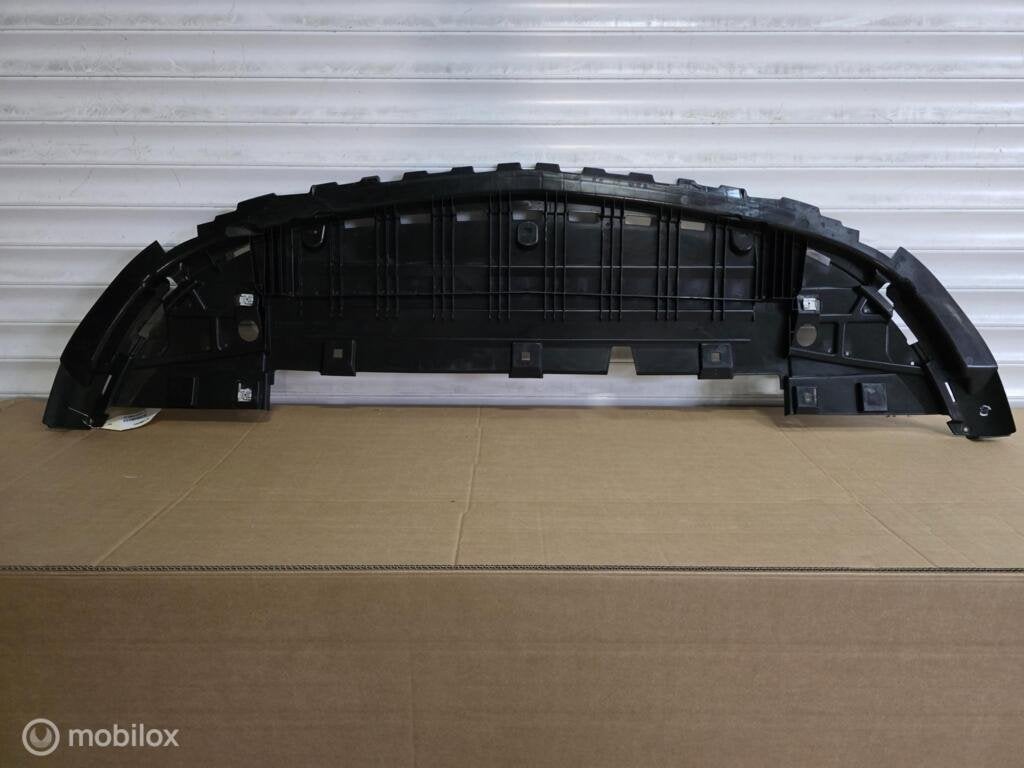 Mercedes cla Bodemplaat W118 facelift A1188852703, Gebruikt, Ophalen of Verzenden