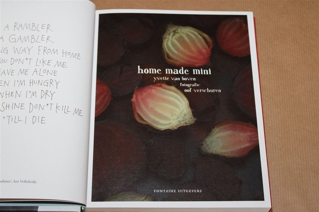 Yvette Van Boven. Home made mini. Recepten, winter, zomer., Boeken, Ophalen of Verzenden, Zo goed als nieuw, Overige gebieden