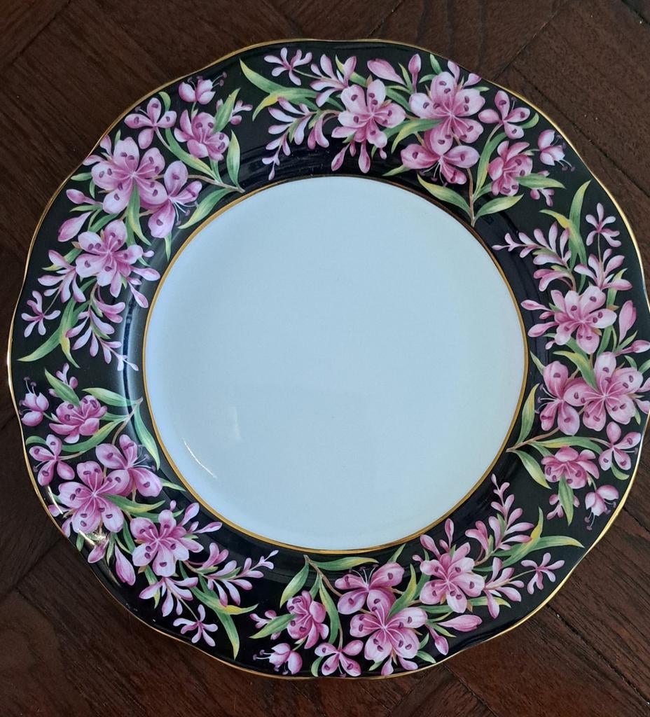 Royal Albert Provincial Flowers Porselein ontbijtbord, Minder dan 50 cm, Rond, Ophalen of Verzenden, Zo goed als nieuw