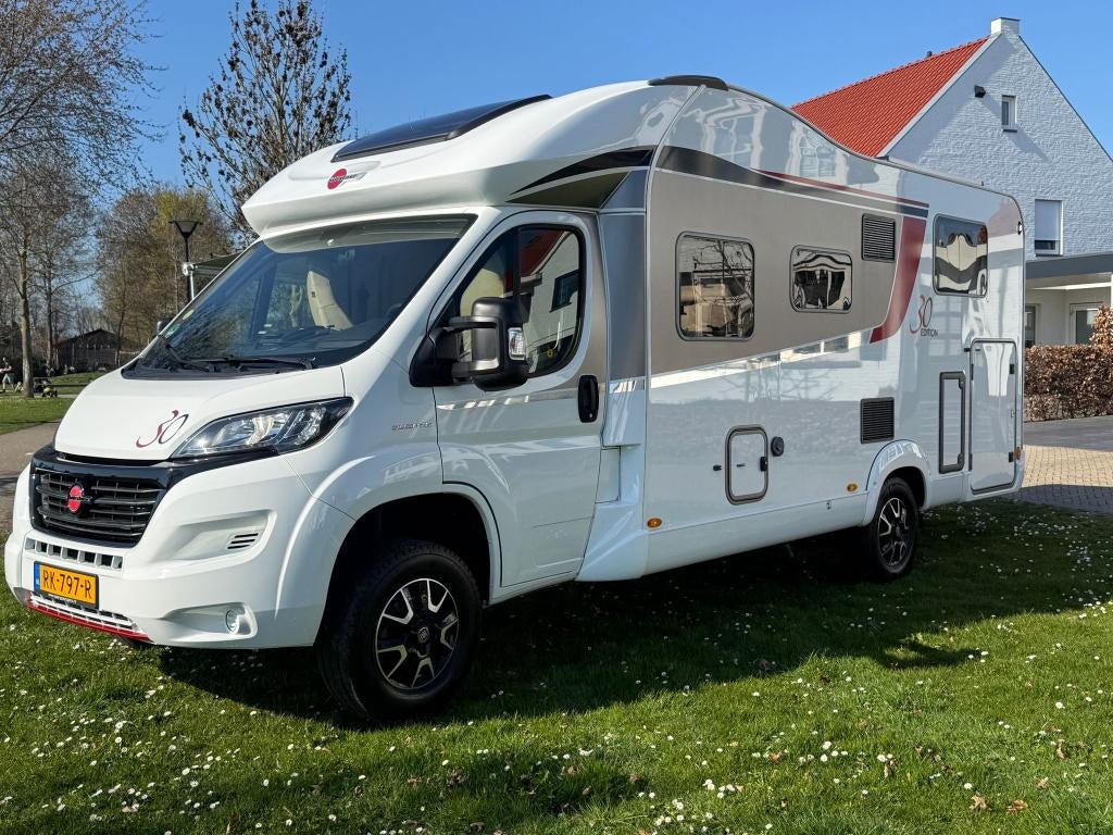 Burstner Ixeo | Levelsysteem&Automaat | Enkele bedden | A/C, Caravans en Kamperen, Campers, Bedrijf, tot en met 4, Half-integraal